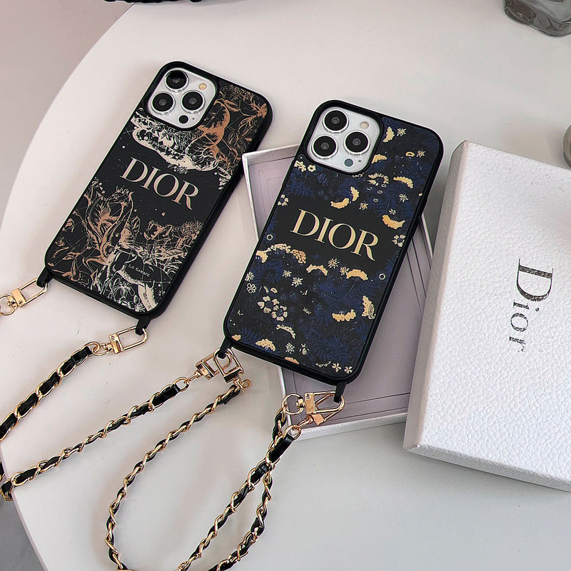 Case iPhone Dior com Corrente