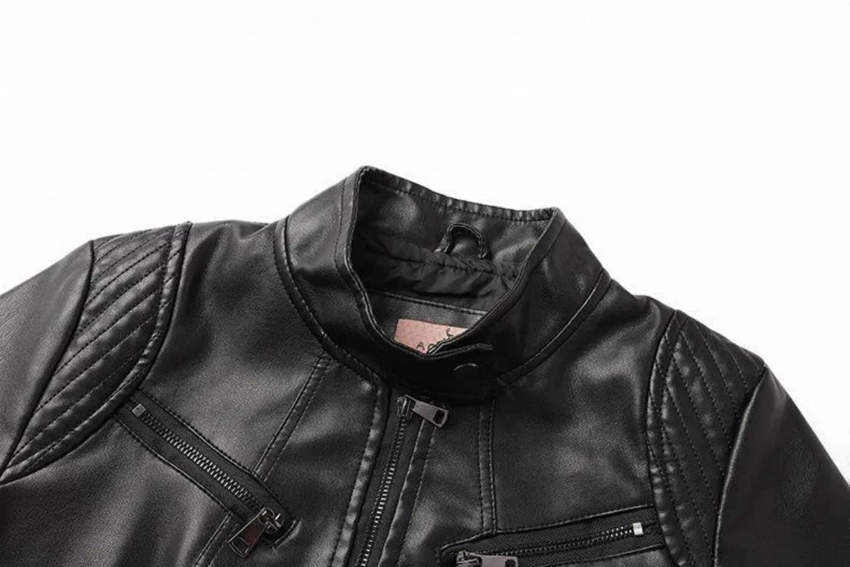 Jaqueta Feminina Slim Black Luxe com Gola Alta Estilo Motociclista - (Promoção de Inverno 2026)