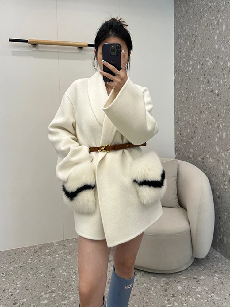 Blusão Feminina de Inverno com Bolsos Toque de Cashmere – (Promoção de Inverno 2026)