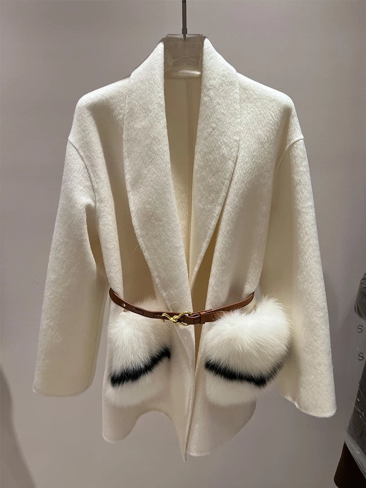 Blusão Feminina de Inverno com Bolsos Toque de Cashmere – (Promoção de Inverno 2026)